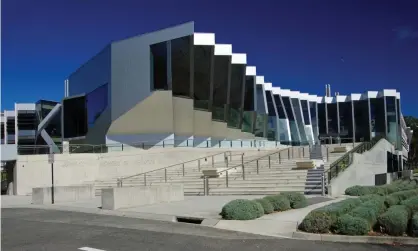  ?? Photograph: Simon McGill/Moment Editorial/Getty Images ?? John Curtin School of Medical Research Building, ANU. A national review has found remote learning is ‘a problem’ if it continues into 2021.