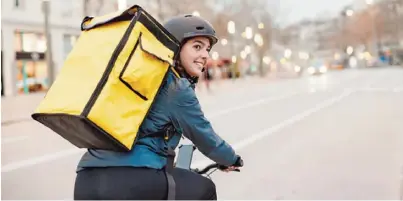  ?? © ISTOCK / CITY PRESSE ?? Si les jobs étudiants sont en partie exonérés d’impôts, ce n’est pas le cas des emplois non salariés.