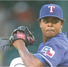  ??  ?? ↑ Edinson Vólquez hizo su debut en MLB para los Rangers a los 22 años.