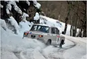  ??  ?? Jean Ragnotti shows how to do it on the Monte Historique