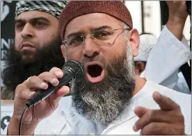  ??  ?? CLOSE: Hate priest Anjem Choudary, above, was an associate of businessma­n C