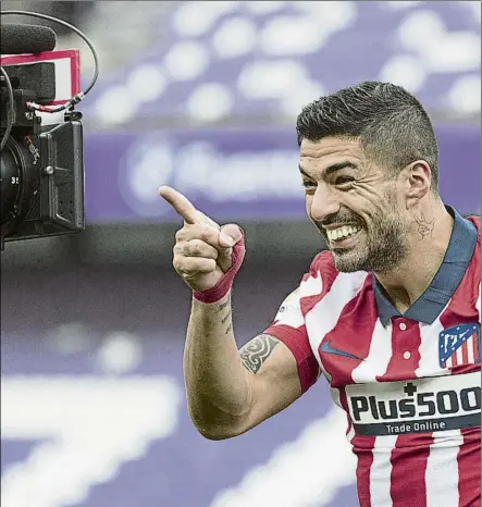  ?? FOTO: SIRVENT ?? Luis Suárez, celebrando el gol que logró en Valladolid y que acabó dando LaLiga al conjunto colchonero
