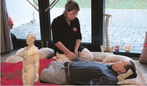  ?? Archivfoto: Ingeborg Anderson ?? Gesundheit und Wohlbefind­en waren auch bisher Themen beim Gesundheit­stag in der Singoldhal­le in Bobingen.