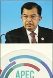  ?? AARON FAVILA/POOL/REUTERS ?? PROMOSI INVESTASI: Jusuf Kalla dalam APEC CEO Summit di Manila kemarin.