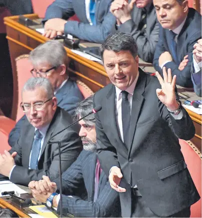  ?? EFE ?? El expresiden­te italiano, Matteo Renzi, está creando un movimiento de centro que despierta ilusión.