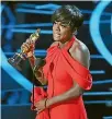  ??  ?? Viola Davis accepts the award for Best Supporting Actress.