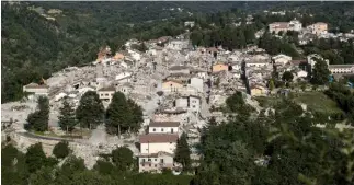  ?? KEYSTONE ?? Il comune nel Lazio devastato dal sisma di un anno fa