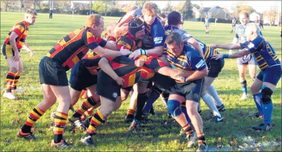  ??  ?? Ashford Vets push hard during their 29-24 defeat to Thanet Wanderers Vets on Sunday