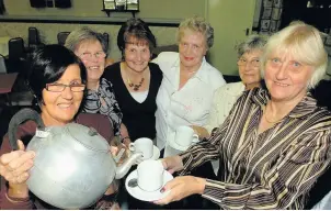  ??  ?? ●●Pat Milne, Gaye Twigger, Marion Read, Dorothy Shepherd, Joy Makin and Val Woodruff at the Whitworth Day Care Centre fundraiser