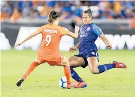  ?? WILF THORNE/ISI ?? Orlando Pride defender Toni Pressley, right, was named to the NWSL Players Associatio­n board.