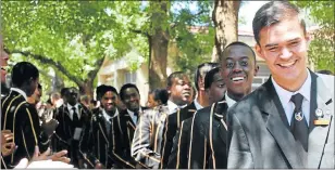  ??  ?? GOODBYE: The rest of Queen’s College bid the smiling matrics farewell following the Valedictor­y Service
Picture: KIRAN JOMON