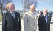  ?? (Photos M. Sk.) ?? Jacques Fournier a été fait Chevalier de l’Ordre national du mérite. La Médaille militaire a été conférée à Michel Lebrun et Guy Meiller.