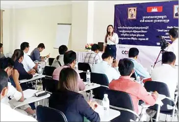 ?? CCIM ?? A forum hosted by the Cambodian Center for Independen­t Media in Ratanakkir­i province late last month, held to allow journalist­s to discuss a draft of the Access to Informatio­n Law.