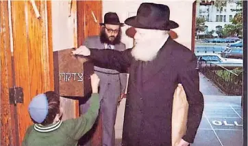  ??  ?? El REBE
Lubavitch, Menájem Mendel Schneerson