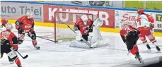  ?? FOTO: ALWIN ZWIBEL ?? Der ECDC Memmingen spielt gegen Weiden und in Deggendorf.