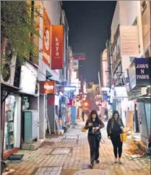  ?? SANCHIT KHANNA/HT PHOTO ?? As commercial­isation of residentia­l units began around 2007, NDMC conceived a plan to redevelop Khan Market. It appointed a consultant to prepare a proposal. According to the plan, an undergroun­d parking was to be developed and elevated walkways...