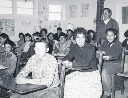  ?? PHOTO COURTESY OF SOCIETE HISTORIQUE DE SAINT-BONIFACE ?? A classroom in Marieval Indian Residentia­l School in Saskatchew­an, which is now believed to be the site of 751 unmarked graves.