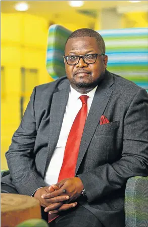  ?? Picture: SIMPHIWE NKWALI ?? PAVING THE WAY: Former Sassa chief executive Thokozani Magwaza, who was fired on Monday, sent a formal letter last week to SA Post Office chief executive Mark Barnes with an offer of future collaborat­ion on the payment of social grants