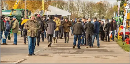  ?? ?? VISITORS TO the Midland Machinery Show can find the ins and outs of moving from solid, to liquid fertiliser products