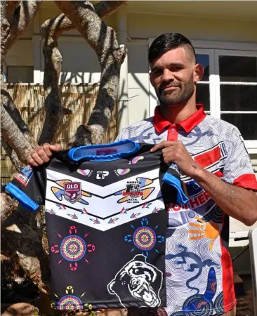  ?? Photo: Sean Teuma ?? PRIDE ON THE LINE: Chris Oliver unveils the Oakey Bears indigenous jersey to be worn tomorrow against Goondiwind­i.