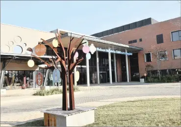  ?? Pictures: Itumeleng English/African News Agency (ANA) ?? DREAM REALISED: Staff at the Nelson Mandela Children’s Hospital are celebratin­g the institutio­n’s first anniversar­y this month.