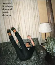  ??  ?? Antonio Banderas, durante la sesión de fotos.