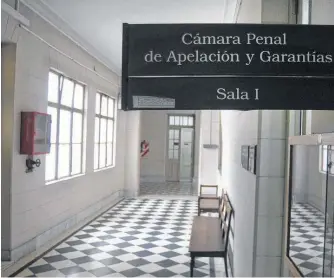  ??  ?? EL FALLO judicial, dictado por la Sala I de la Cámara Penal, será enviado a los ministerio­s de Educación de Nación y Provincia. Buscan que se consolide el derecho a la ESI.