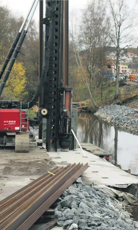  ??  ?? FORSINKET: Lilleelvkr­ysset er forsinket og vil neppe bli åpnet før i september neste år. Det er byggingen av Lilleelva Bru