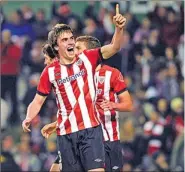  ??  ?? Bilbao’s Autenetxe celebrates his goal on Tuesday.