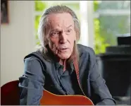  ?? GEOFF GEORGE/GREENWICH ENTERTAINM­ENT/TNS ?? Gordon Lightfoot in the documentar­y “Gordon Lightfoot: If You Could Read My Mind.”