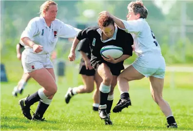  ?? photosport.nz ?? Farah Palmer in action against England in 1998.