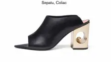  ??  ?? Sepatu, Coliac