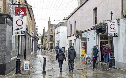 Drivers could face new restrictio­ns on town centre streets - PressReader