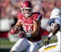  ?? NWA Democrat-Gazette/JASON IVESTER ?? Tight end Hunter Henry became the first Arkansas player taken in the 2016 NFL Draft when he was chosen by San Diego in the second round with the 35th overall pick.