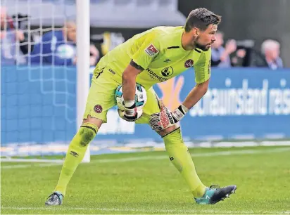  ?? FOTO: IMAGO ?? In der Aufstiegss­aison des 1. FC Nürnberg hütete Thorsten Kirschbaum zwölf Mal das Tor der „Glubberer“. Er wechselt ablösefrei unters BayerKreuz.