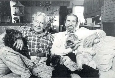  ?? ALI KAZIMI PHOTO ?? Jim Egan, right, and Jack Nesbit at their B.C. home in 1996 during the making of Jim Loves Jack: The James Egan Story.