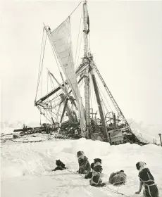  ?? FRANK HURLEY/SCOTT POLAR RESEARCH INSTITUTE, UNIVERSITY OF CAMBRIDGE/GETTY IMAGES ?? The Endurance is shown crushed by ice during the Imperial Trans-Antarctic Expedition, 1914-17, led by Ernest Shackleton.