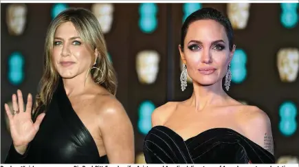  ??  ?? Da „braut“sich was zusammen: Die Brad-Pitt-Exen Jennifer Aniston und Angelina Jolie setzen auf Augenbraue­nstranspla­ntation