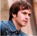  ??  ?? BLAST FROM PAST Bluetones’ Mark