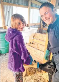  ?? Photo / NZME ?? ‘Big sister’ Malissa Alexander has been introducin­g ‘little sister' Mia, 9, to life on the farm.