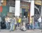  ?? ?? Long queues at ATMS after the note ban were a common sight across the country.