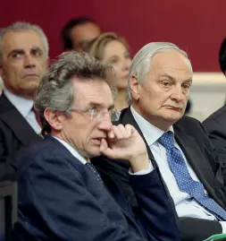  ??  ?? In sala Il rettore Manfredi e il presidente
di Anas e Metropolit­ana,
Ennio Cascetta