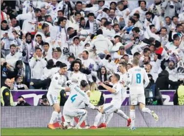  ??  ?? GOLPE DE AUTORIDAD. El 3-1 al PSG refuerza al Madrid en las apuestas a campeón de la Champions.