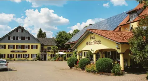  ?? Foto: Herbert Biechele (Archivbild) ?? Das Restaurant Untere Mühle in Schwabmühl­hausen schließt.