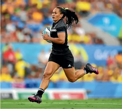  ?? GETTY IMAGES ?? During her injury-enforced layoff from rugby, Portia Woodman is to begin a building apprentice­ship.