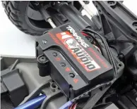  ??  ?? The Slash gets Traxxas’ On-board Audio system for authentic V8 engine snarl when you hit the gas.
