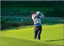  ?? RYAN KANG/AP PHOTO ?? Justin Thomas watches his second shot from the eighth fairway as second round play at the Genesis Open on Saturday at Riviera Country Club in the Pacific Palisades area of Los Angeles.