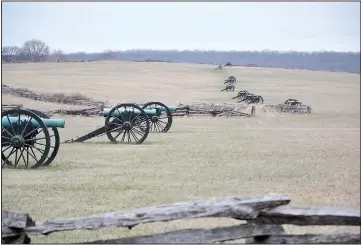  ?? ?? The Union line stretched about a mile across the fields and hills mid-morning March 8. The Pea Ridge National Military Park, establishe­d in 1956, commemorat­es the Battle of Pea Ridge.