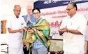  ??  ?? Dr Celine Gounder being felicitate­d at Modakurich­i Govt School in Erode