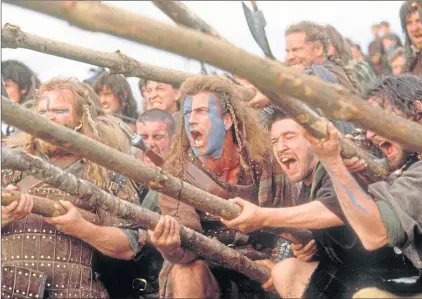  ??  ?? Mel Gibson, centre, as William Wallace in Braveheart